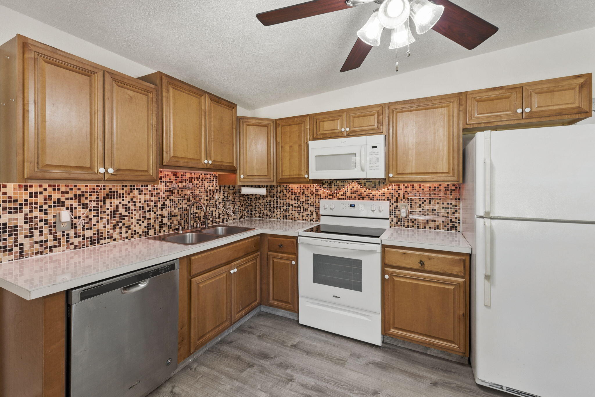 3920 Edwards Road Fort Pierce, FL 34981 - Photo 9 of 28 11-web-or-mls-DSC02856