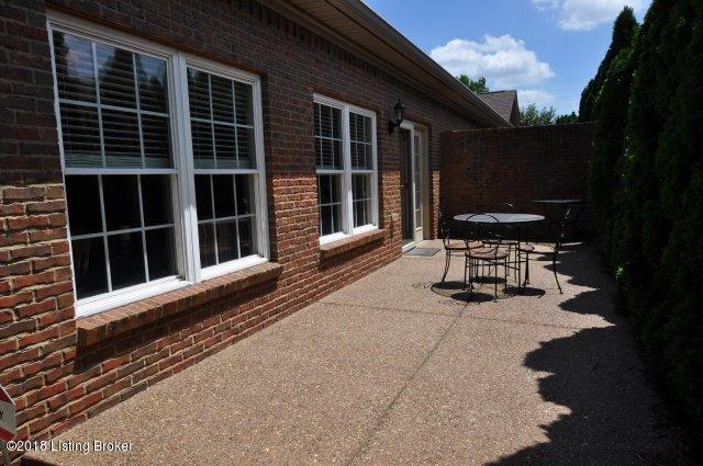 10511 Rile Road Louisville, KY 40223 - Photo 29 of 30 Patio
