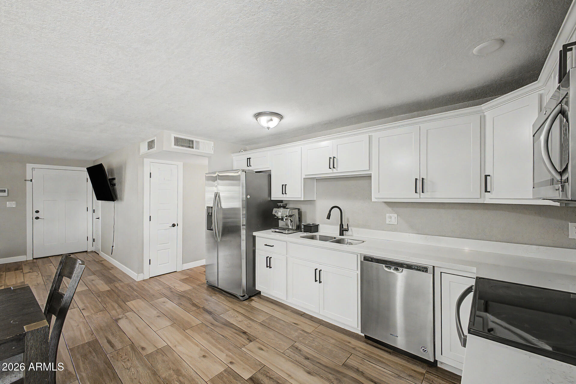 6141 West Alvarado Road Phoenix, AZ 85035 - Photo 10 of 26 Gallery Image 10