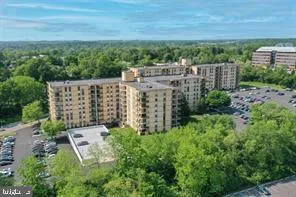 $2,495 | 666 West Germantown Pike, Unit 2613, Plymouth Meeting, PA 19462