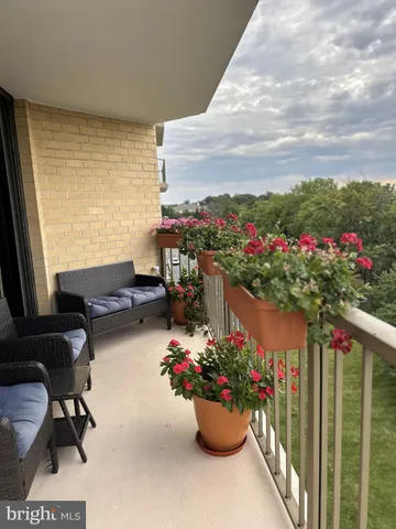 $2,495 | 666 West Germantown Pike, Unit 2613, Plymouth Meeting, PA 19462