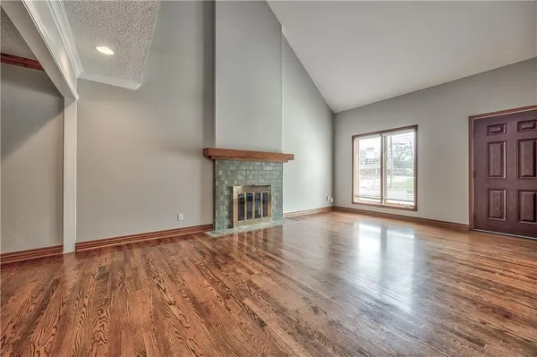 $464,750 | 4704 El Monte Street, Roeland Park, KS 66205