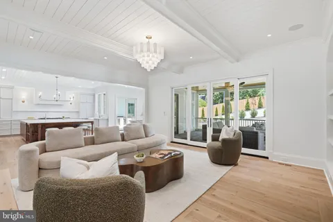 $5,295,000 | 6008 Oakdale Road, McLean, VA 22101