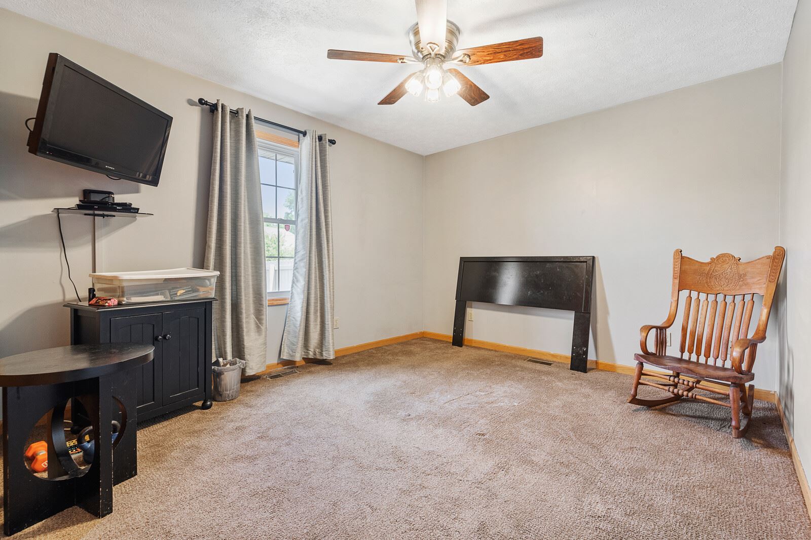 2404 North Benton Road Muncie, IN 47304 - Photo 17 of 22