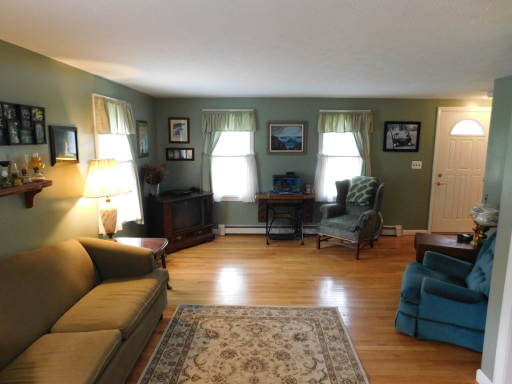 28 Keay Road Berwick, ME 03901 - Photo 12 of 13 Gallery Image 12