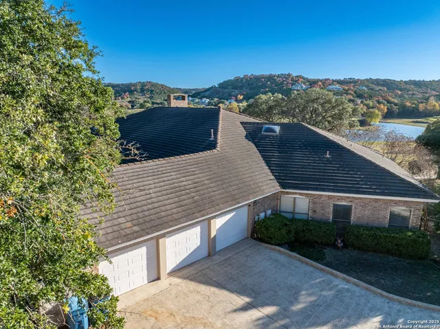 a view of a terrace with a garden