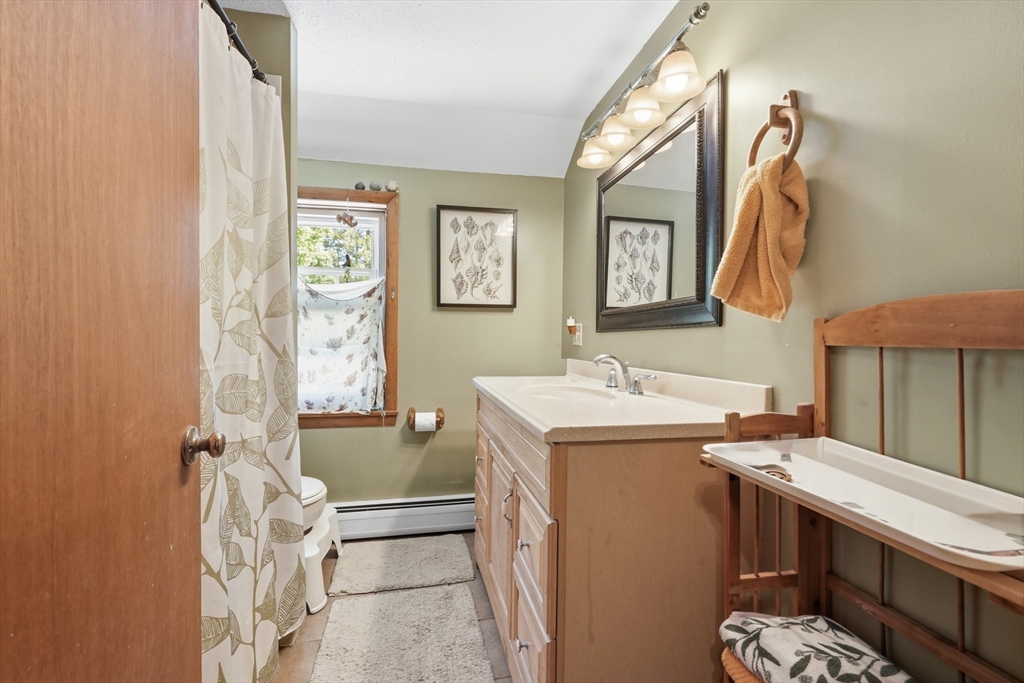 15 Main Street Hatfield, MA 01038 - Photo 26 of 42 a utility room with a washer and dryer
