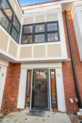 $599,000 | 142 Pleasant Street, Unit 12, Winthrop, MA 02152