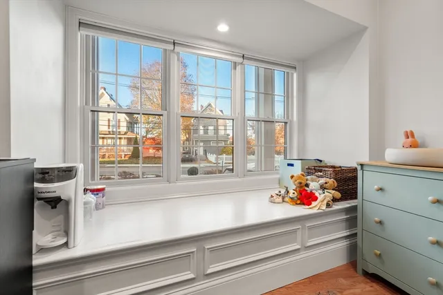 $599,000 | 142 Pleasant Street, Unit 12, Winthrop, MA 02152