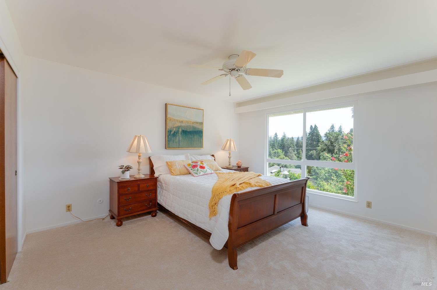 925 Knob Hill Road Ukiah, CA 95482 - Photo 12 of 39