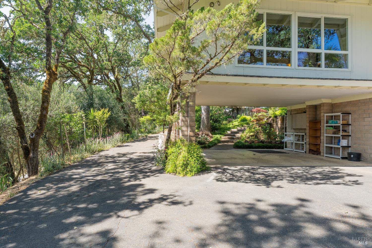 925 Knob Hill Road Ukiah, CA 95482 - Photo 37 of 39