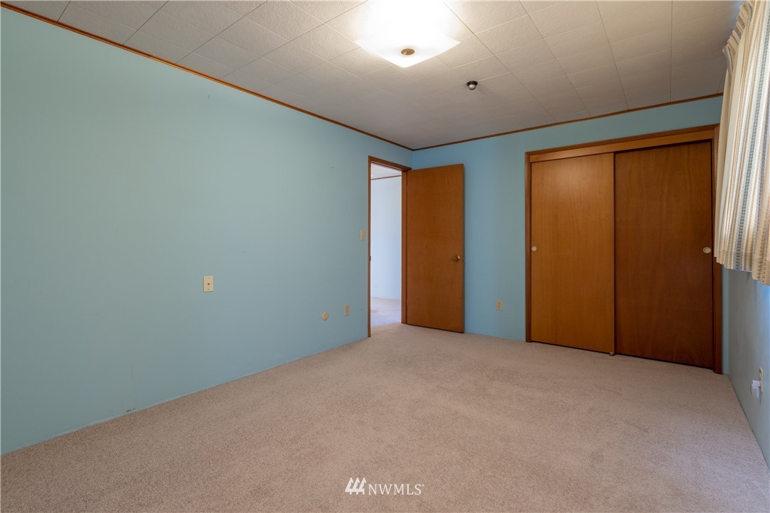 4927 Southeast Foss Road Port Orchard, WA 98366 - Photo 14 of 34 Gallery Image 14