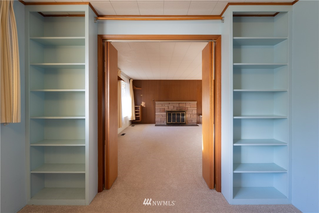 4927 Southeast Foss Road Port Orchard, WA 98366 - Photo 15 of 34 Gallery Image 15
