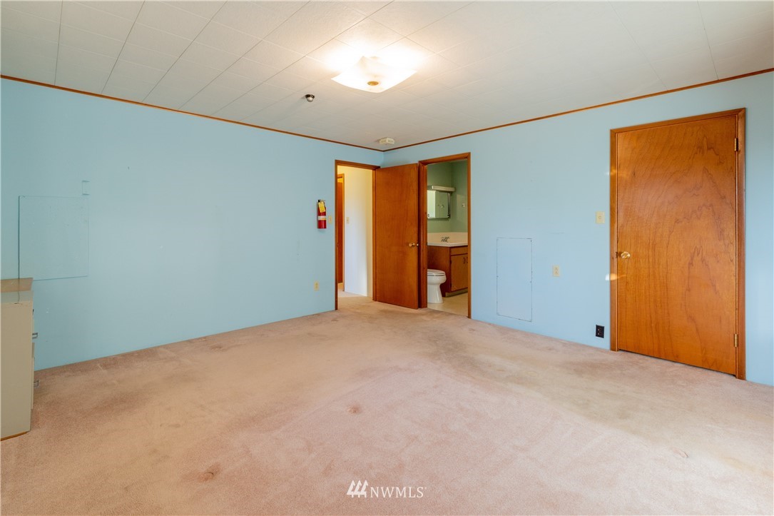 4927 Southeast Foss Road Port Orchard, WA 98366 - Photo 19 of 34 Gallery Image 19