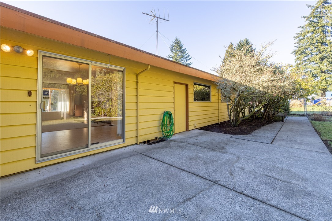 4927 Southeast Foss Road Port Orchard, WA 98366 - Photo 24 of 34 Gallery Image 24