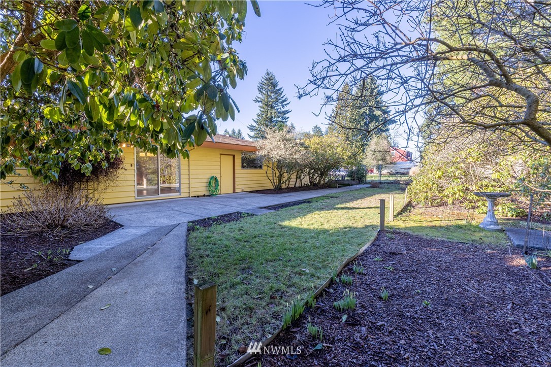 4927 Southeast Foss Road Port Orchard, WA 98366 - Photo 30 of 34 Gallery Image 30