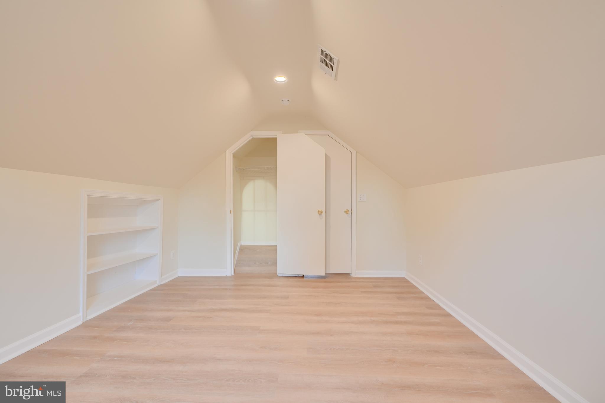 6409 Eastern Parkway Baltimore, MD 21214 - Photo 32 of 56 a view of an empty room