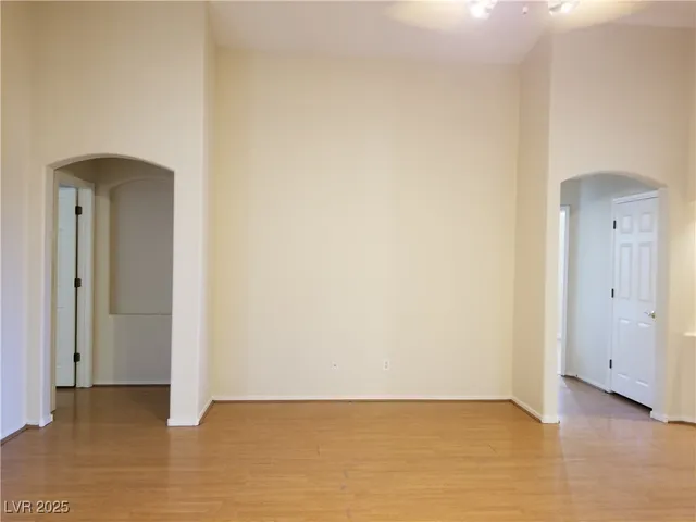 $399,999 | 989 River Walk Court, Henderson, NV 89015