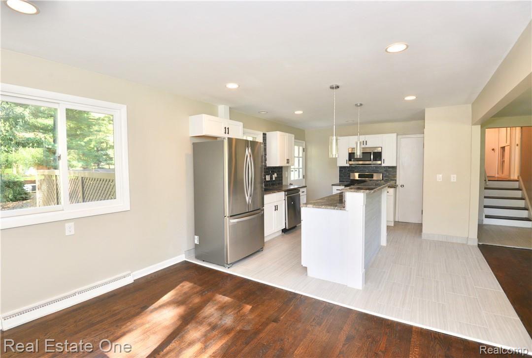 338 Randolph Road Rochester, MI 48309 - Photo 11 of 26 fullsizeoutput_368b.jpeg