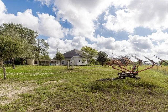 $325,000 | 23728 Fm 3024, Mathis, TX 78368
