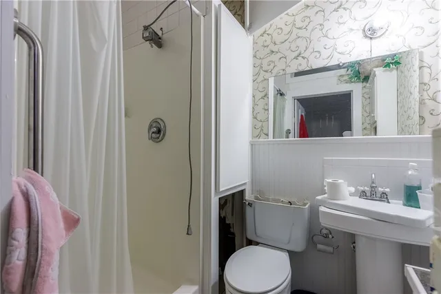 $325,000 | 23728 Fm 3024, Mathis, TX 78368