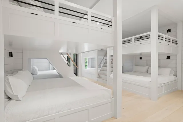 a en suite bathroom with a toilet tub and shower