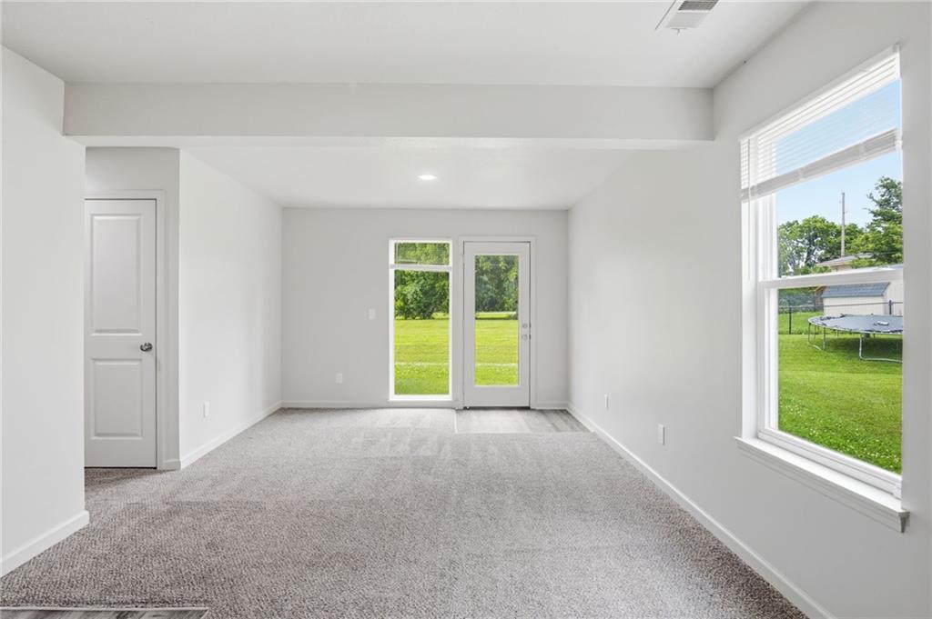 21808 Southcreek Road Peculiar, MO 64078 - Photo 31 of 38