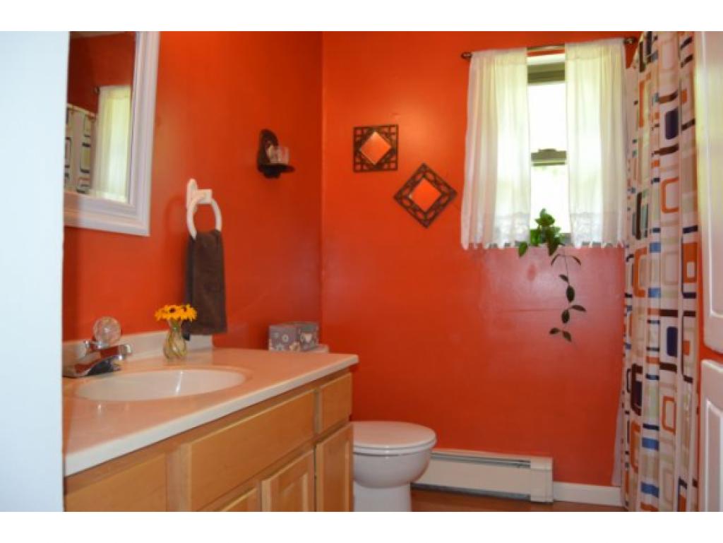 669 Pond Road Vernon, VT 05354 - Photo 21 of 31 Gallery Image 21