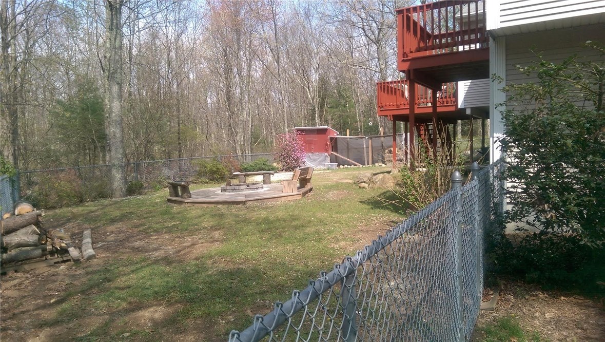880 Whaley Hollow Road Coventry, RI 02816 - Photo 36 of 40