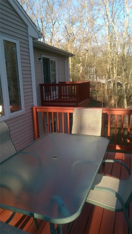 880 Whaley Hollow Road Coventry, RI 02816 - Photo 38 of 40