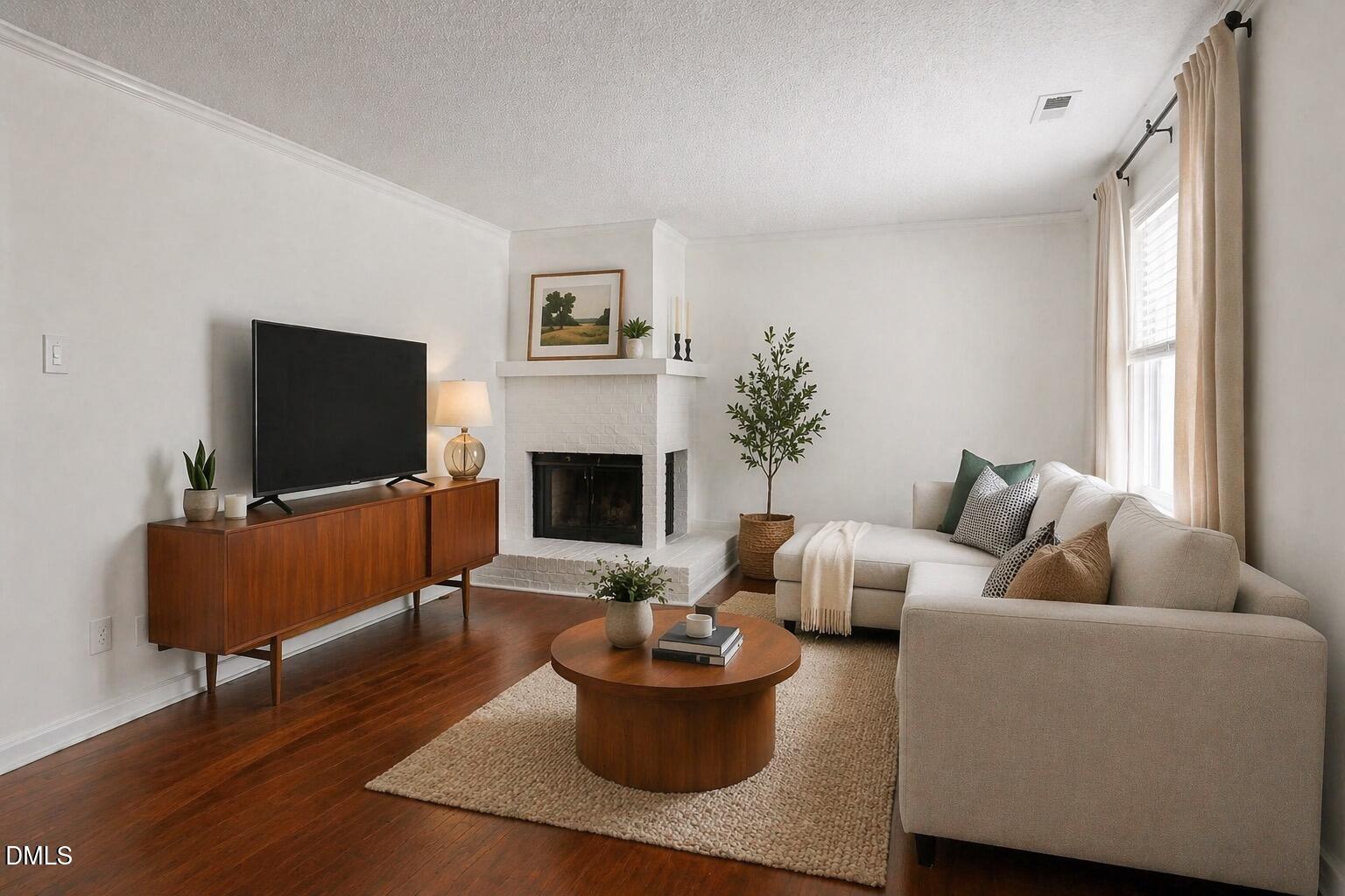 5516 Hamstead Crossing Raleigh, NC 27612 - Photo 5 of 27 ChatGPT Image Apr 16, 2026, 12_32_27 PM