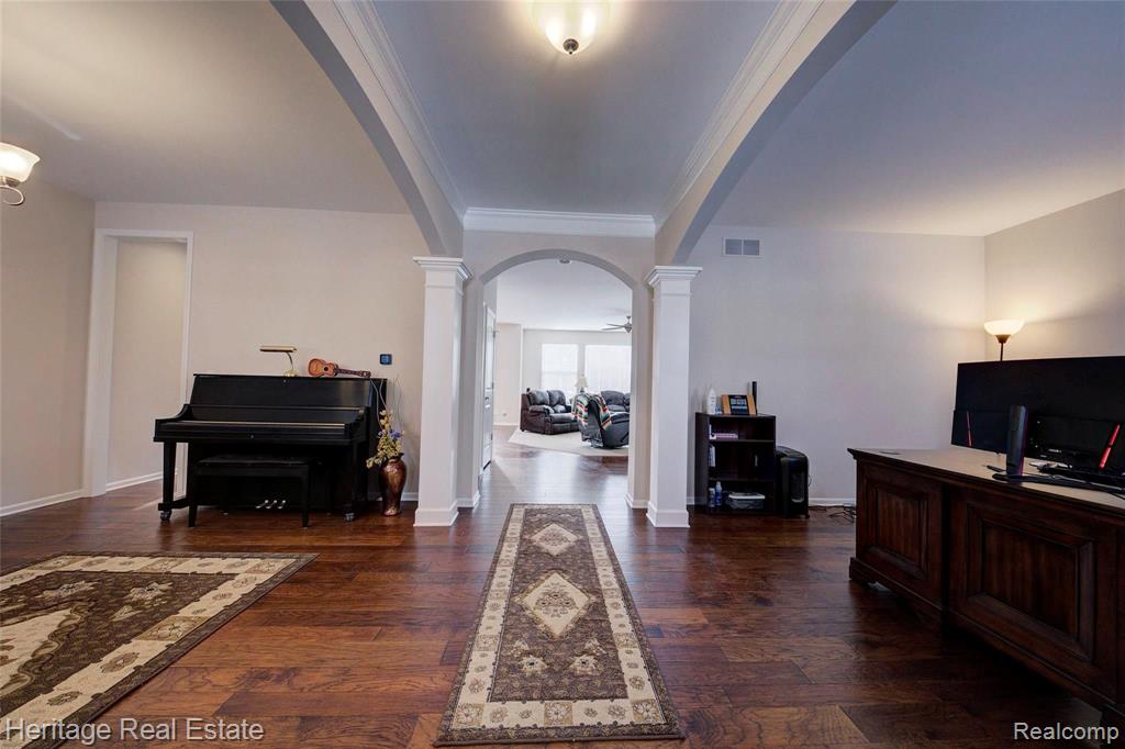 3686 Connors Drive Rochester Hills, MI 48307 - Photo 3 of 7