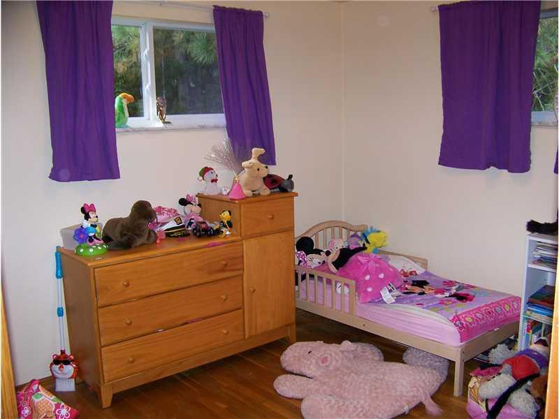Bedroom. 