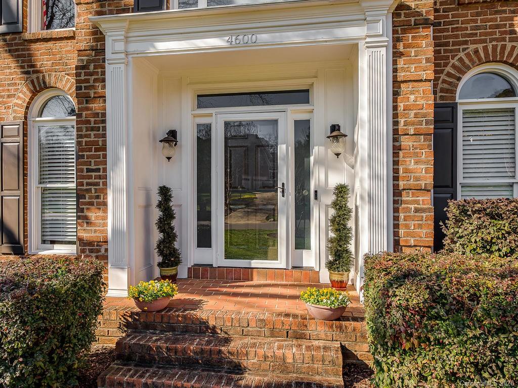 4600 Binfords Ridge Road Charlotte, NC 28226 - Photo 2 of 46 Gallery Image 2