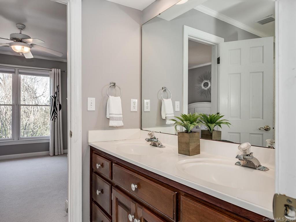 4600 Binfords Ridge Road Charlotte, NC 28226 - Photo 28 of 46 Gallery Image 28