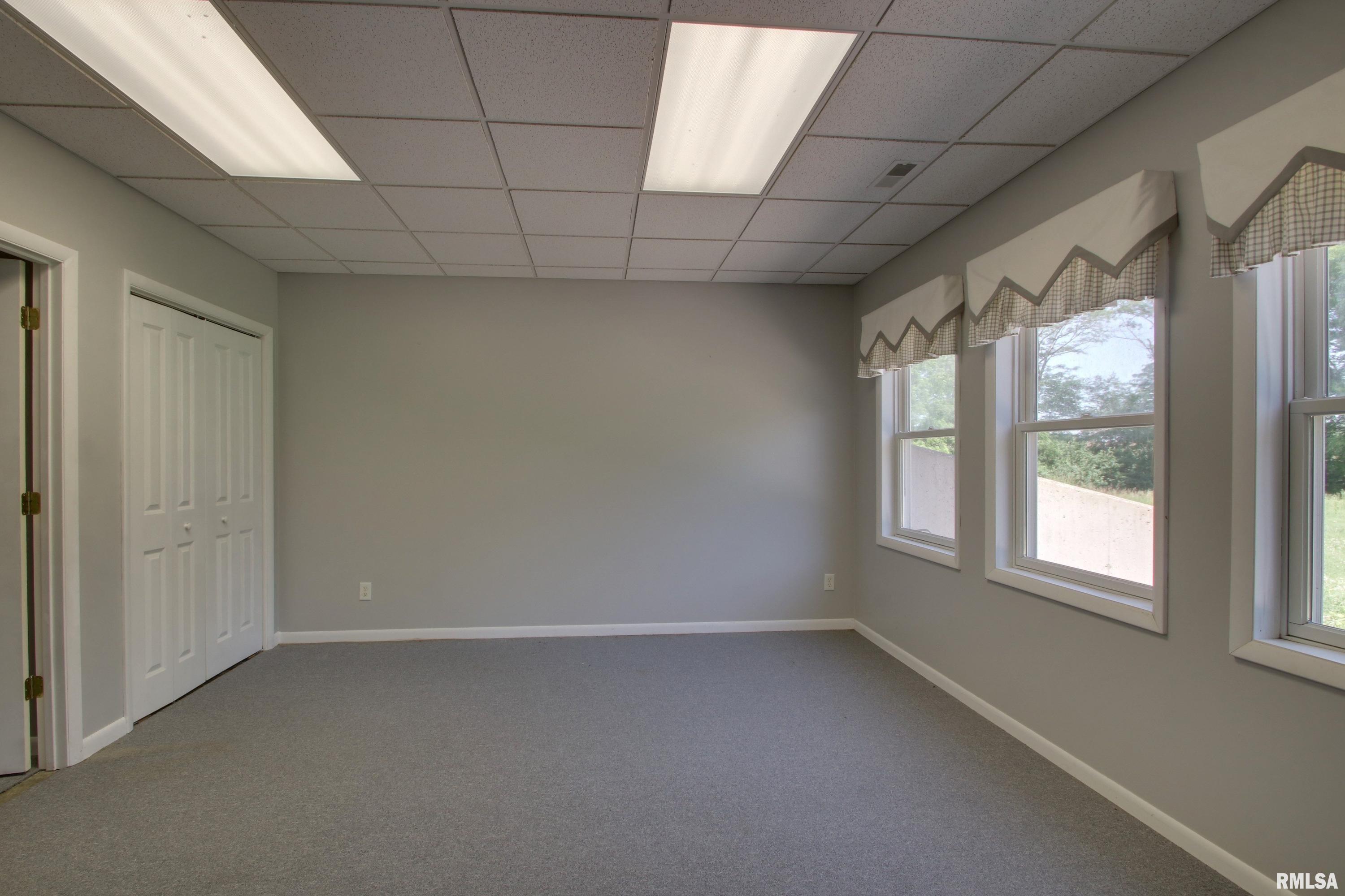 1447 North 200th Avenue Payson, IL 62360 - Photo 29 of 45