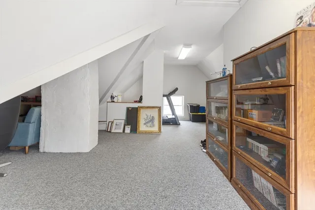 $3,600 | 85 Bedford Street, Bridgewater, MA 02324