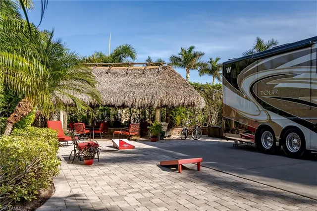 $425,000 | 13606 Snapper Lane, Naples, FL 34114