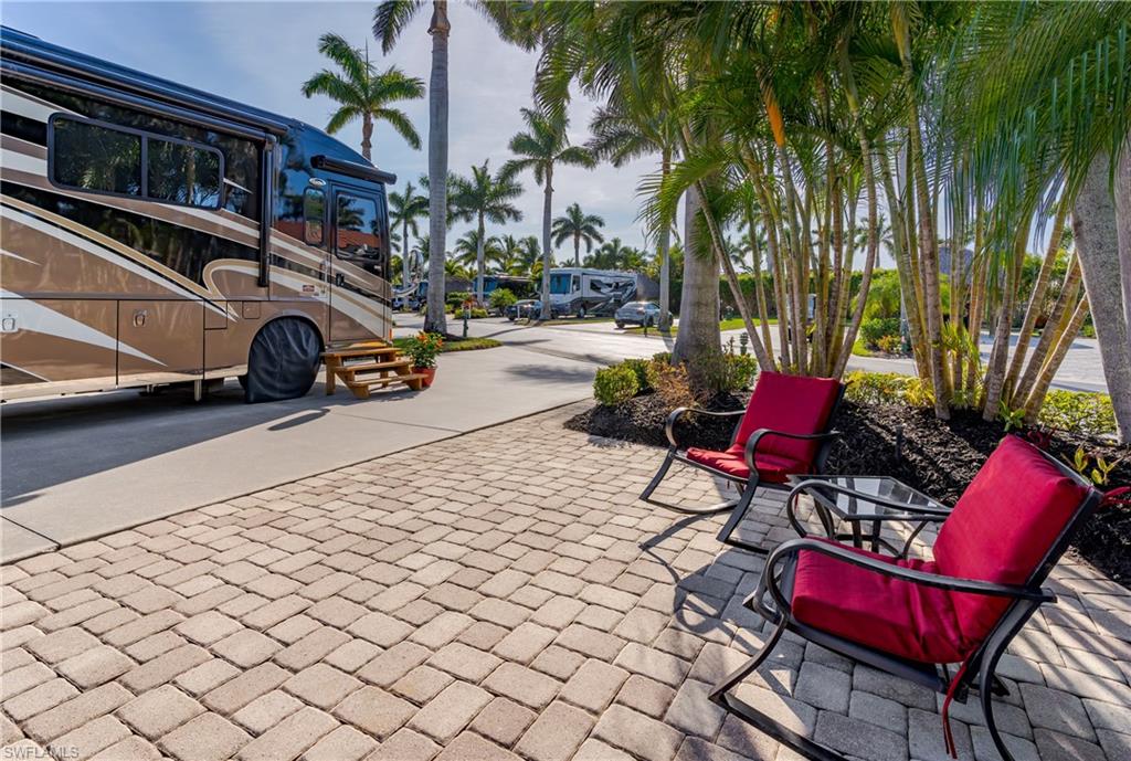 13606 Snapper Lane Naples, FL 34114 - Photo 23 of 43