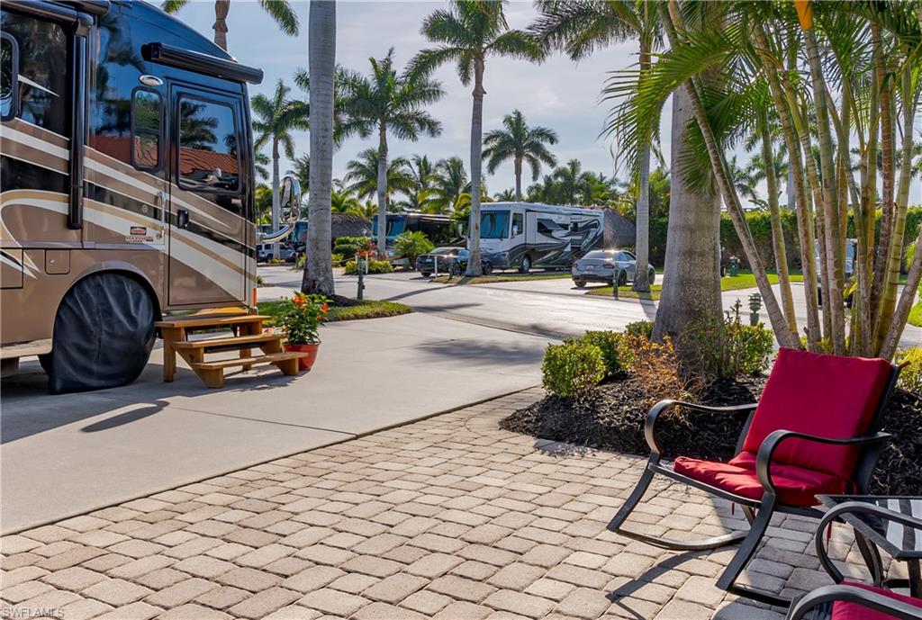 13606 Snapper Lane Naples, FL 34114 - Photo 24 of 43