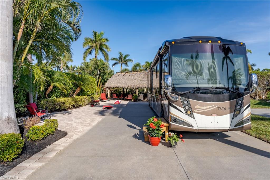 13606 Snapper Lane Naples, FL 34114 - Photo 33 of 43