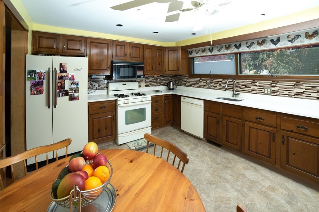 18 Olean Road Burlington, MA 01803 - Photo 29 of 35 Gallery Image 29