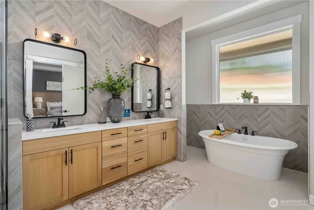 $1,128,900 | 5871 Cougar Prowl Run Northwest, Bremerton, WA 98312