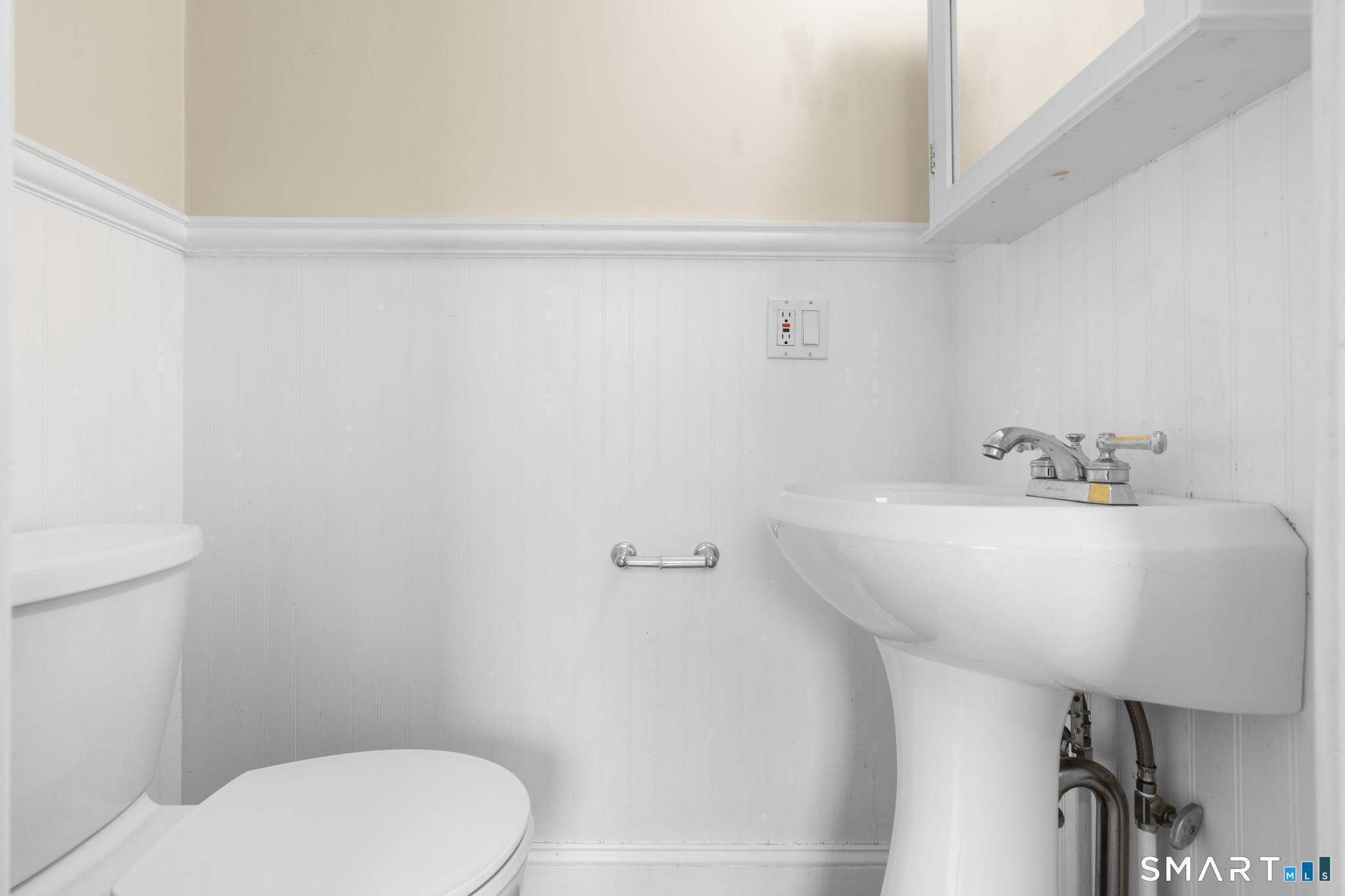 84 New Road Avon, CT 06001 - Photo 30 of 39 Gallery Image 30