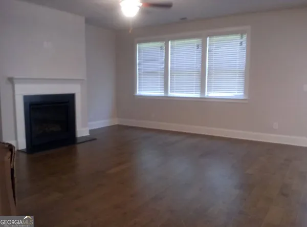 $3,200 | 124 Vivian Lane, Peachtree City, GA 30269