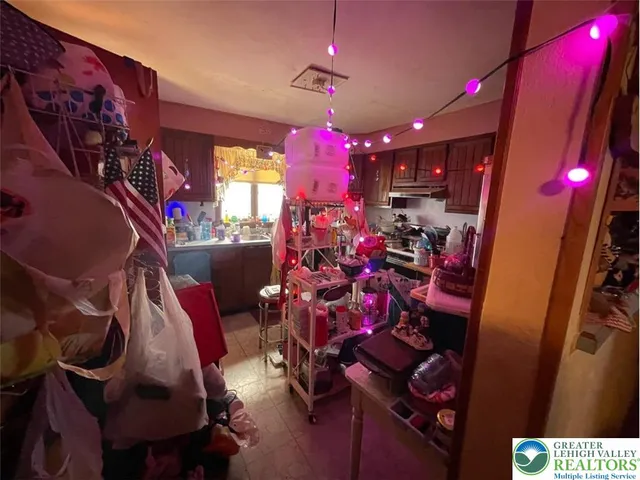 $129,900 | 814 Charles Street, Luzerne, PA 18709