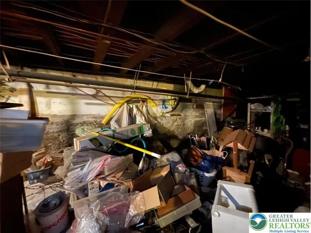 $129,900 | 814 Charles Street, Luzerne, PA 18709