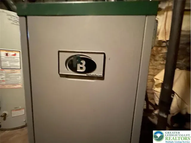 $129,900 | 814 Charles Street, Luzerne, PA 18709