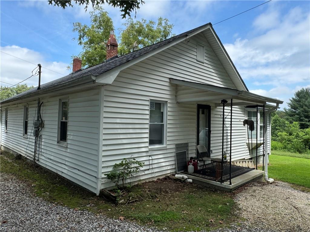 171 Frog Ridge Road North Wilkesboro, NC 28659 - Photo 3 of 21 Gallery Image 3