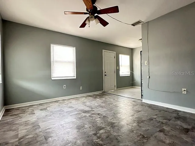 $950 | 1481 Drew Street, Clearwater, FL 33755